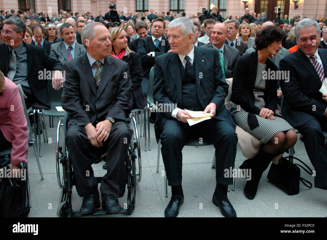 Wolfgang Schaeuble, Otto Schily - site officiel Innenministerium Amtsuebergabe Wolfhgang un den Ministre Schaeuble durch den Banque D'Images