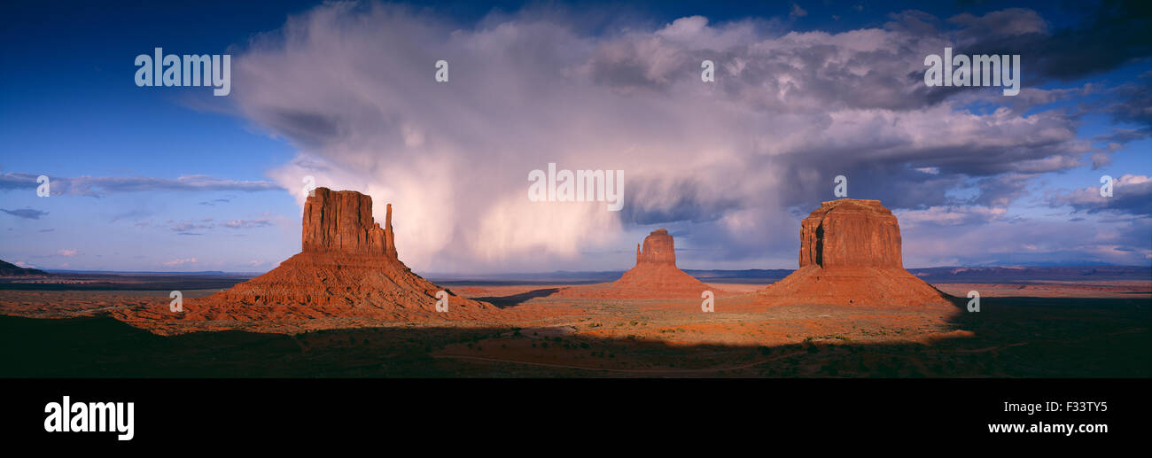 Monument Valley, Arizona, USA Banque D'Images