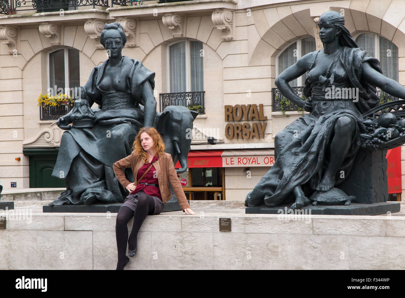 En dehors du musée d'Orsay, Paris, France Banque D'Images