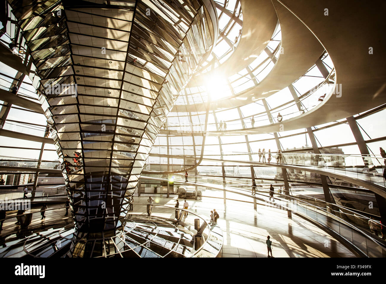 Coupole du Reichstag à Berlin, Allemagne Banque D'Images