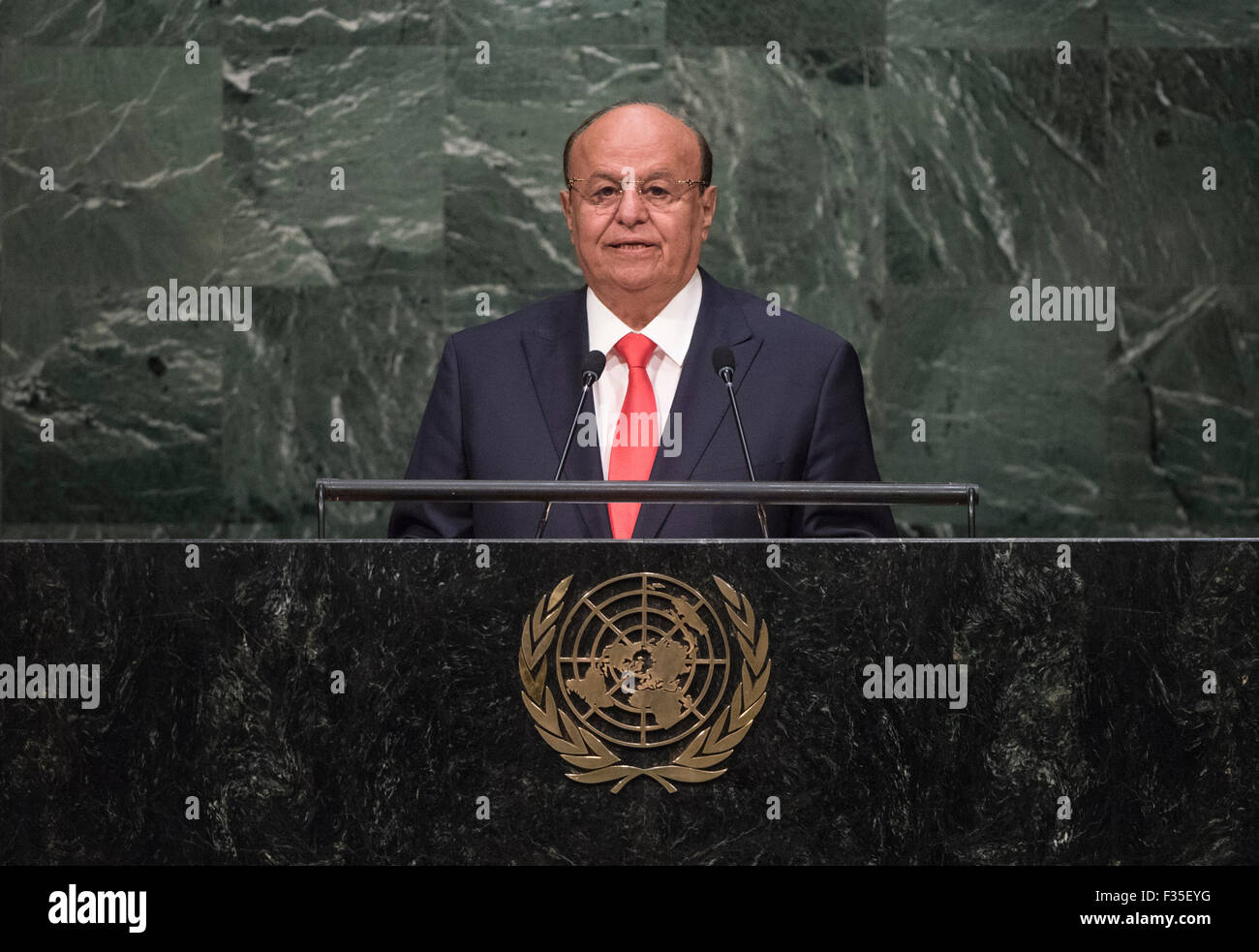 New York, NY, USA 29 Sep, 2015. Le président yéménite Abd-Rabbu Mansour Hadi traite de la 70e session de l'Assemblée générale des Nations Unies au siège des Nations Unies à New York, le 29 septembre, 2015. Photo ONU/Cia Pak/Xinhua/Alamy Live News Banque D'Images