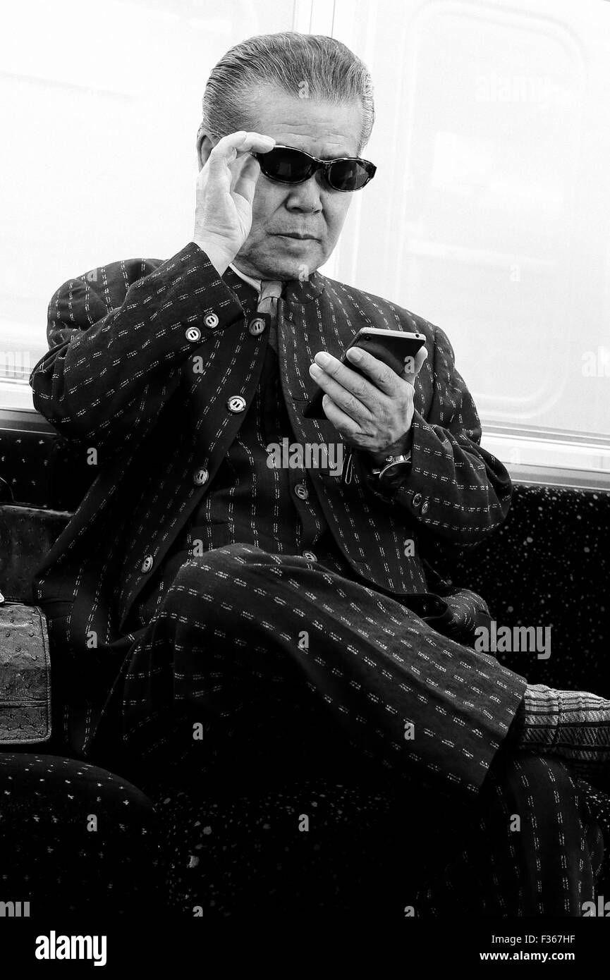 Homme de Kyushu sur le train Banque D'Images