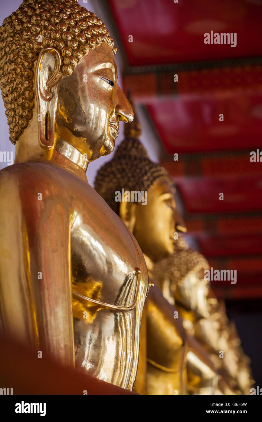 Statue de Bouddha dans le Grand Palais à Bangkok, Thaïlande Banque D'Images