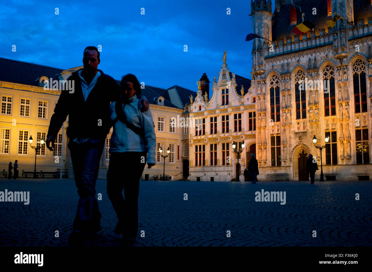 BRUGES : La Mairie et la place Burg. Bruges est une ville avec deux places. Le plus important est le marché, la commercia Banque D'Images