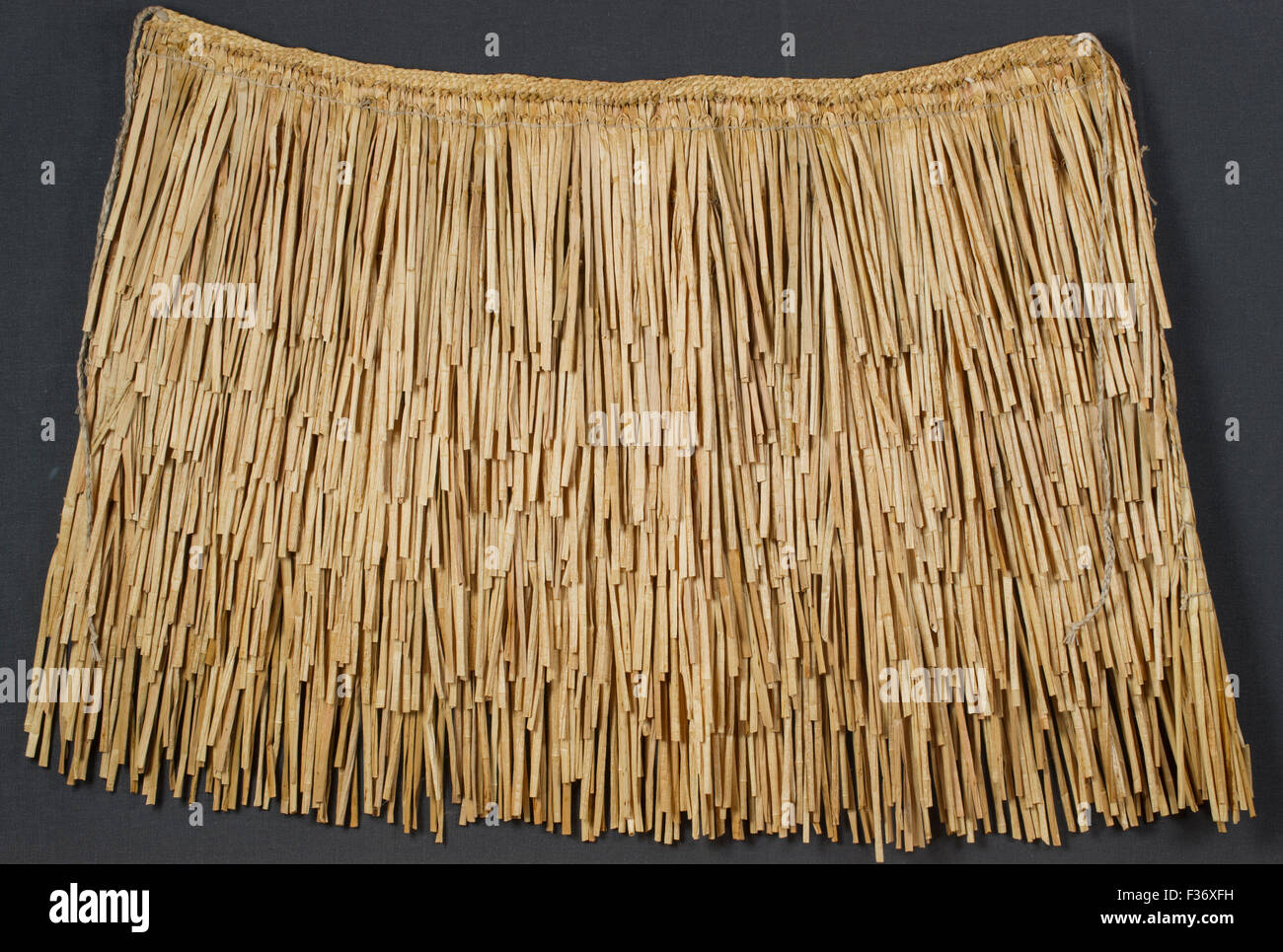 Jupe lin tissé porté par les Maoris, peuple indigène de la Nouvelle-Zélande Banque D'Images