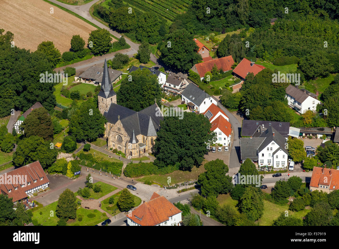 Paysage urbain avec Bartholomew, église, Rödinghausen Nordrhein-westfalen, Allemagne Banque D'Images