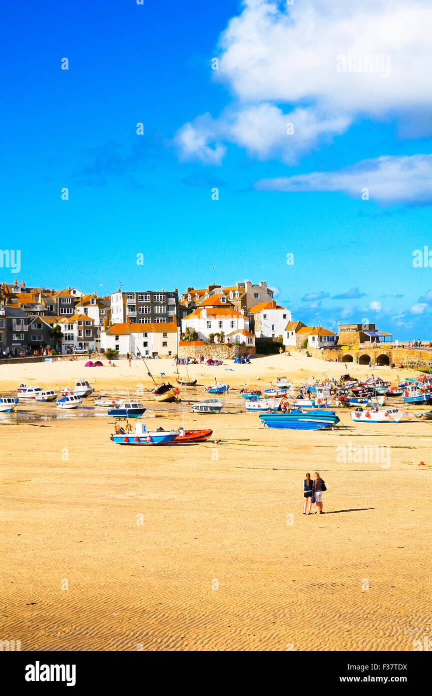 Le port de St Ives, Cornwall, England, UK Banque D'Images