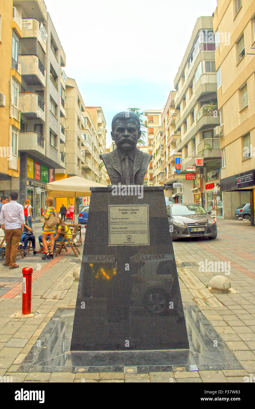 Izmir, Turquie - 26 septembre 2015 : buste d'Emiliano Zapata au Mexique Street, Izmir, Turquie Banque D'Images