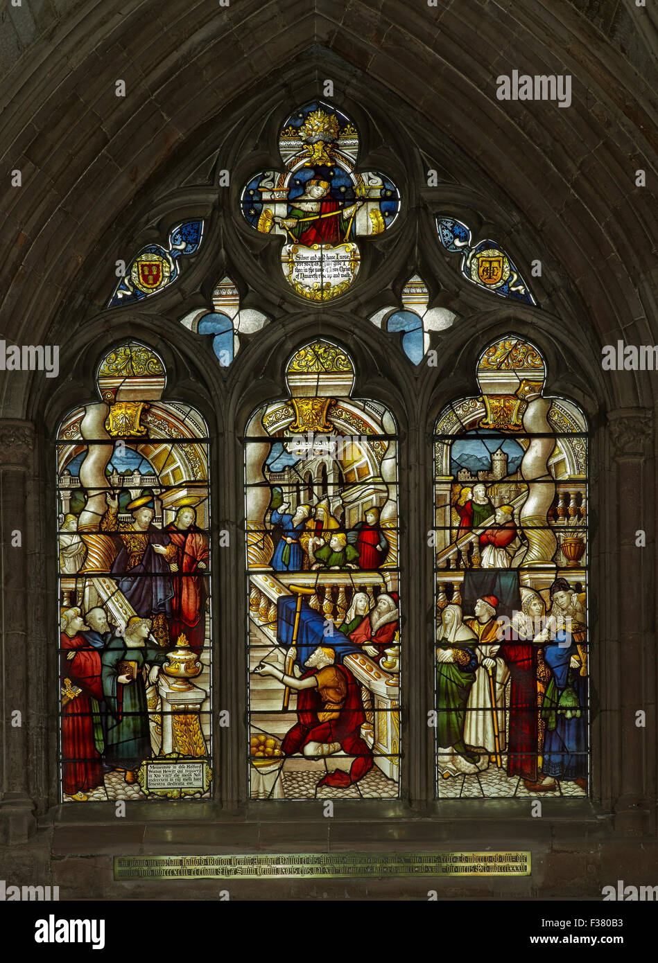 La Cathédrale de Lichfield, choeur sud fenêtre d'allée Banque D'Images