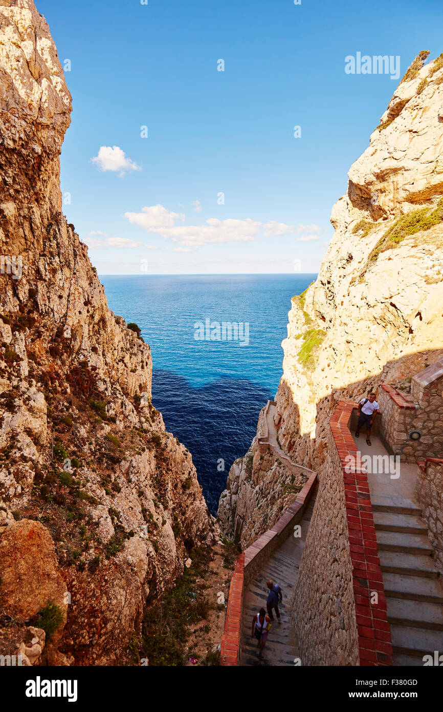 Des mesures pour les Grottes de Neptune, Sardaigne Banque D'Images