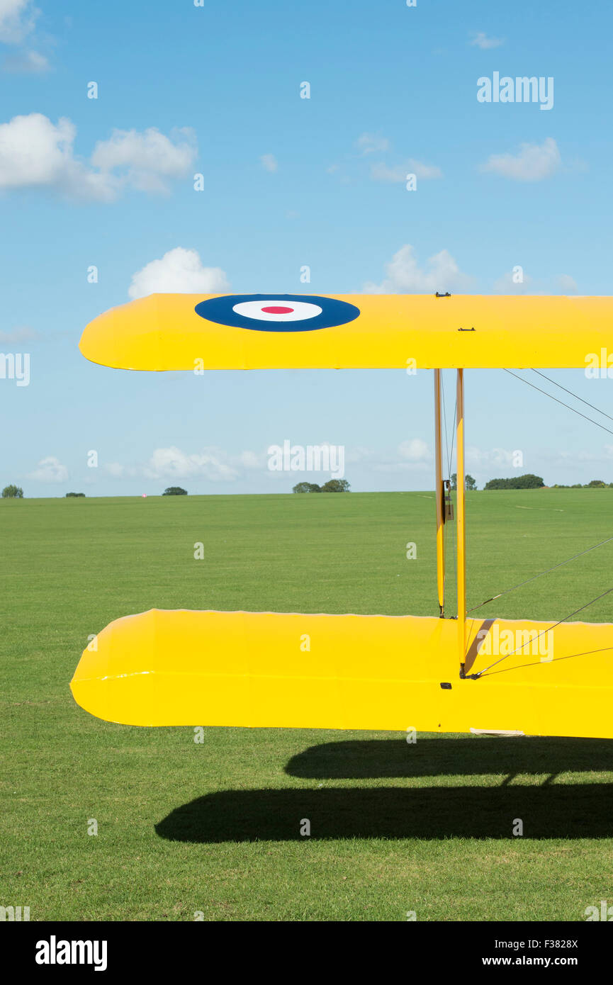 De Havilland DH82A Tiger Moth N-6847 aile biplan résumé à Sywell aérodrome, Northampton, Angleterre Banque D'Images