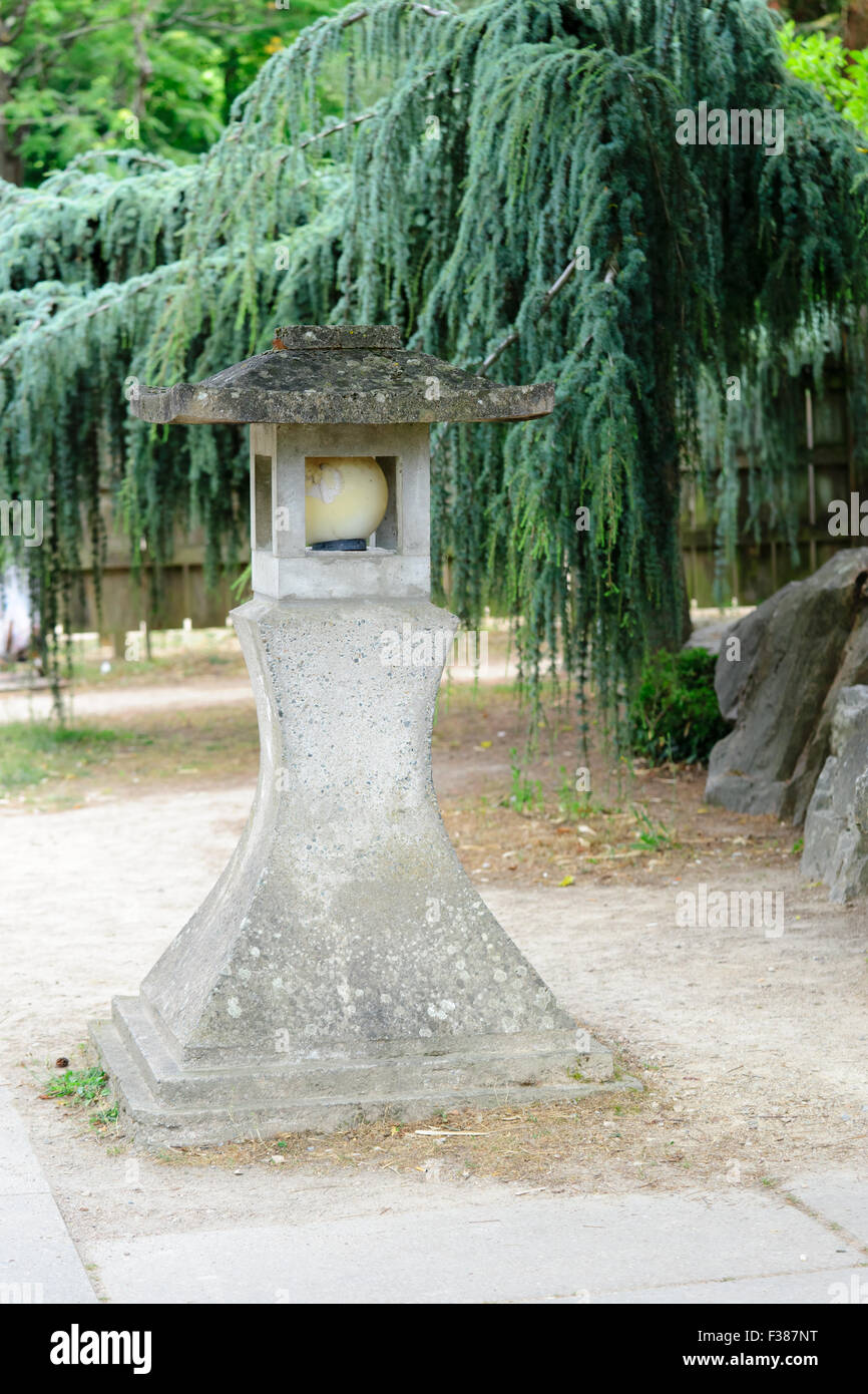 Statue de jardin japonais Banque de photographies et d’images à haute