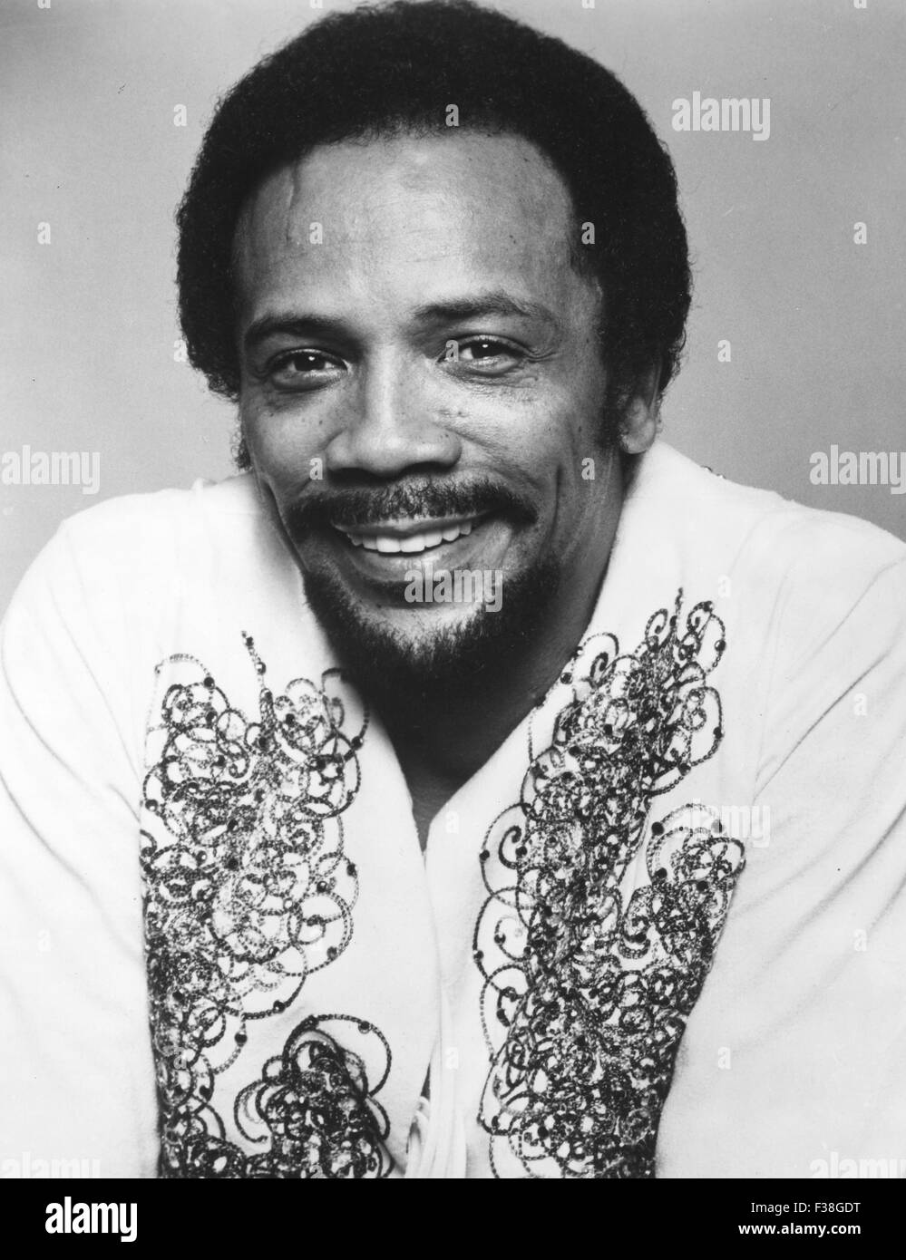 QUINCY JONES photo promotionnelle d'entre nous à propos de musicien 1985 Banque D'Images