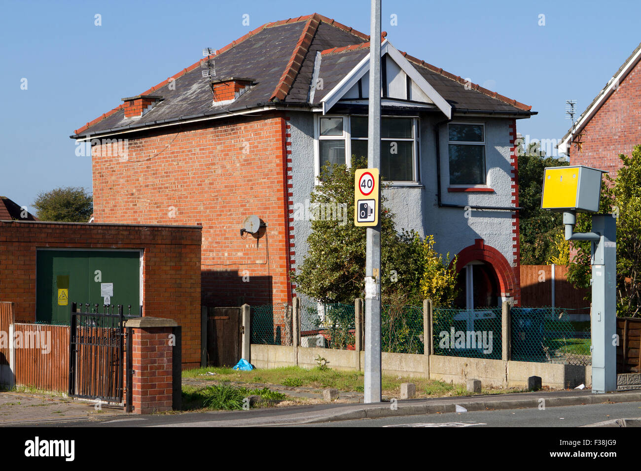 La subsidence endommagé maison individuelle avec lean, à Kew, Southport, Merseyside, Royaume-Uni Banque D'Images