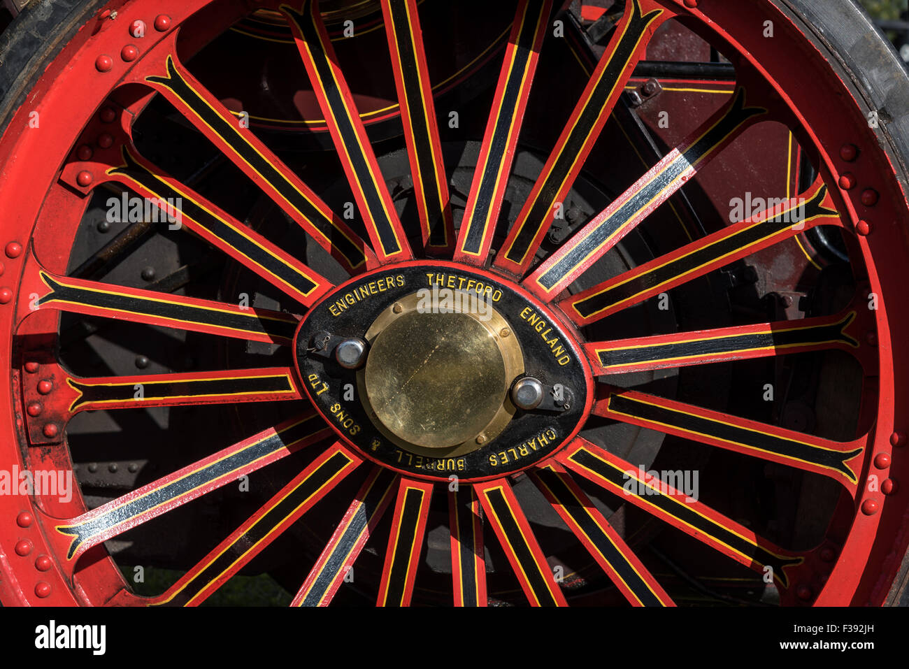 Roue de locomotive de traction à vapeur d'époque Banque D'Images
