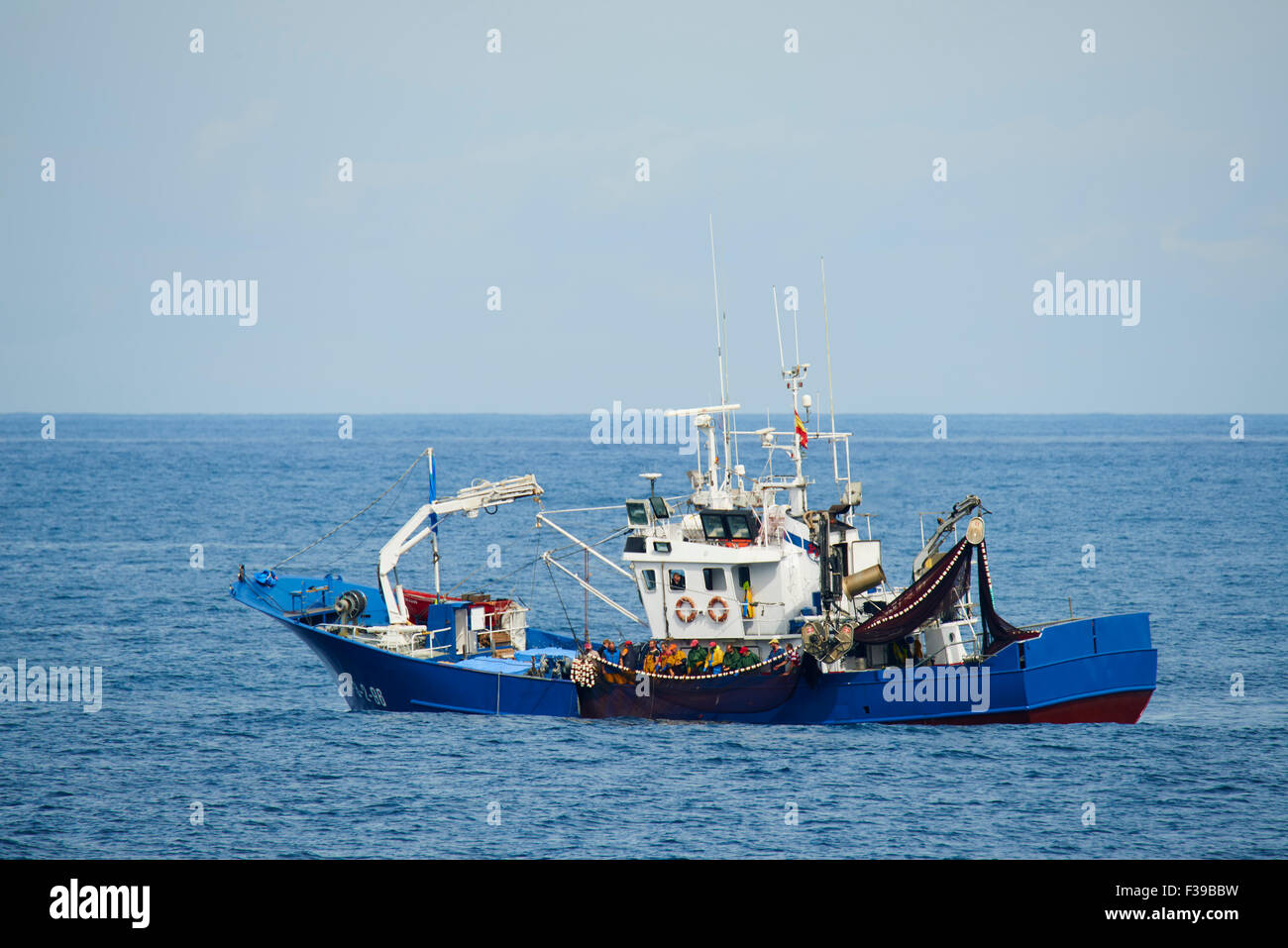 Bateau de pêche, Cantabria, ESPAGNE Banque D'Images