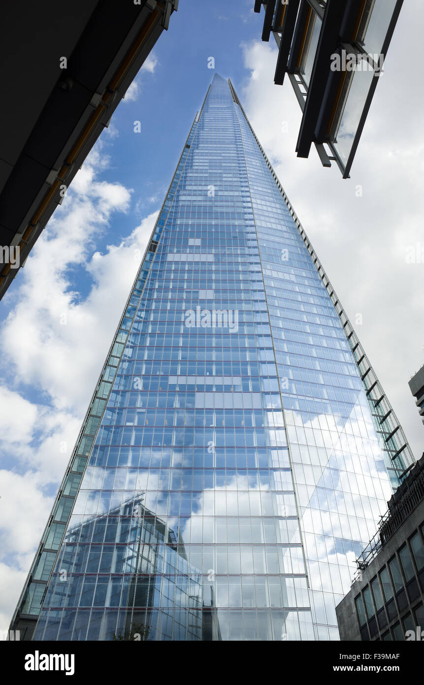 Le shard, London, l'un des bâtiments emblématiques de cette ligne les rives de la Tamise à Londres, la capitale de l'Angleterre. Banque D'Images