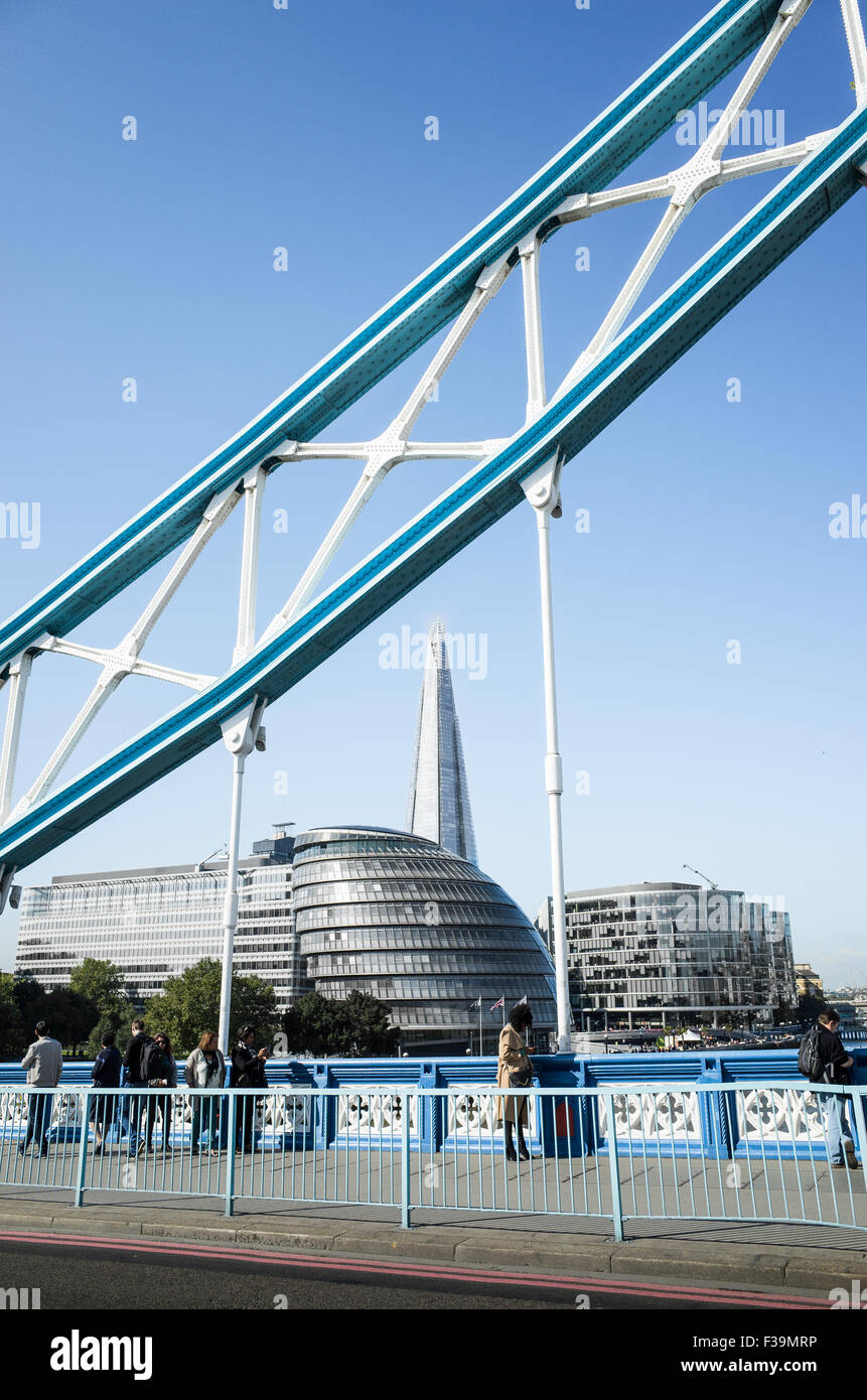 Tower Bridge, Londres, l'un des bâtiments emblématiques de cette ligne les rives de la Tamise à Londres, la capitale de l'Angleterre. Banque D'Images