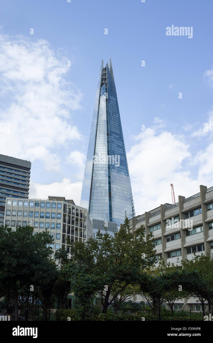 Le shard, London, l'un des célèbre buiildings cette ligne les rives de la Tamise à Londres, la capitale de l'Angleterre. Banque D'Images
