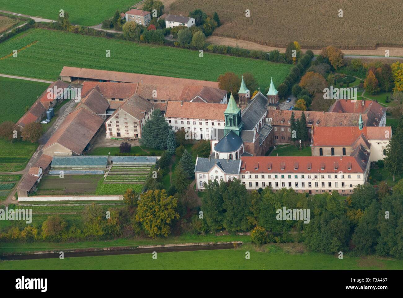 France, Haut Rhin (68), Reiningue, abbaye notre-Dame d'Oelenberg, monastère de moines cisterciens trappistes (vue aérienne) Banque D'Images