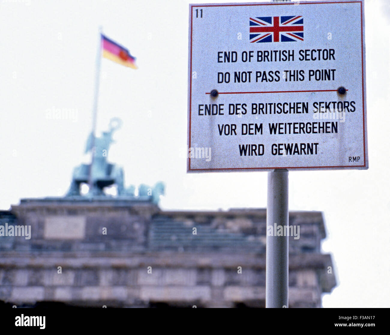 Berlin est pendant la guerre froide Banque de photographies et d’images à haute résolution Alamy