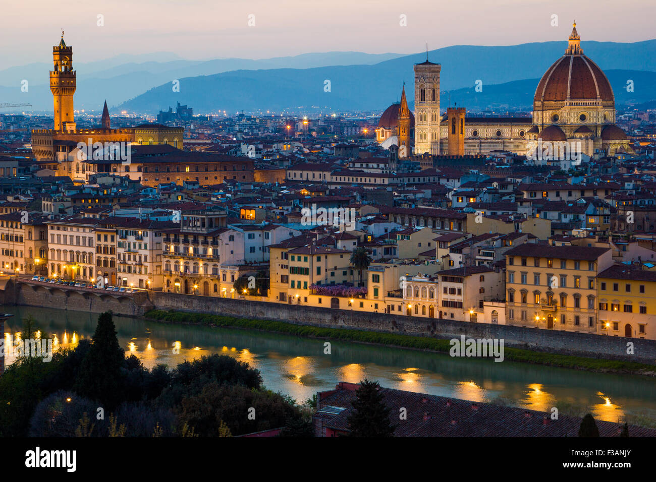 Florence, vue panoramique sur la ville, La Cathédrale Dome et de vieux bâtiments. Cityscape, Italie Banque D'Images