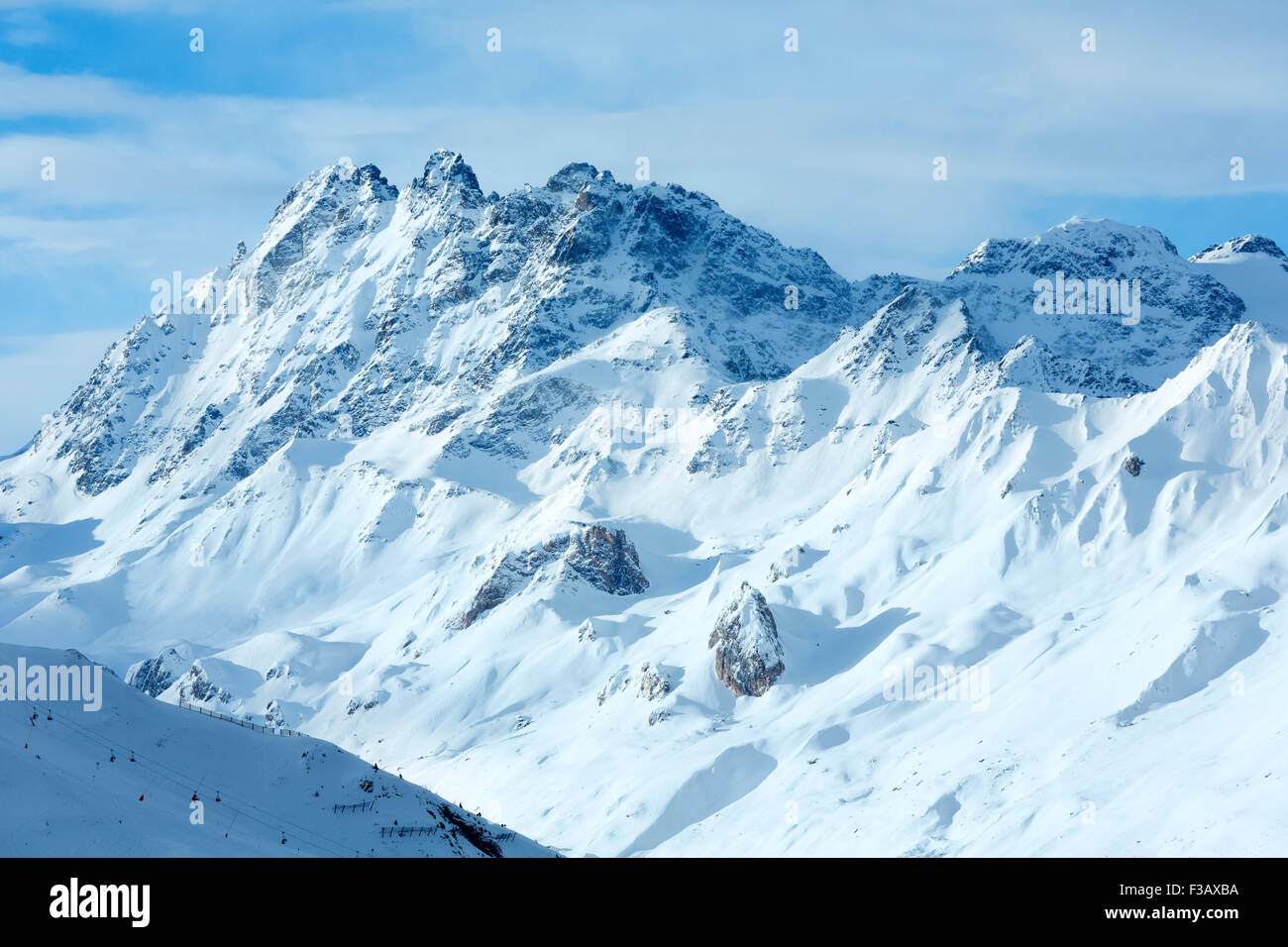 Paysage d'hiver matin Alpes Silvretta (Tyrol, Autriche). Banque D'Images