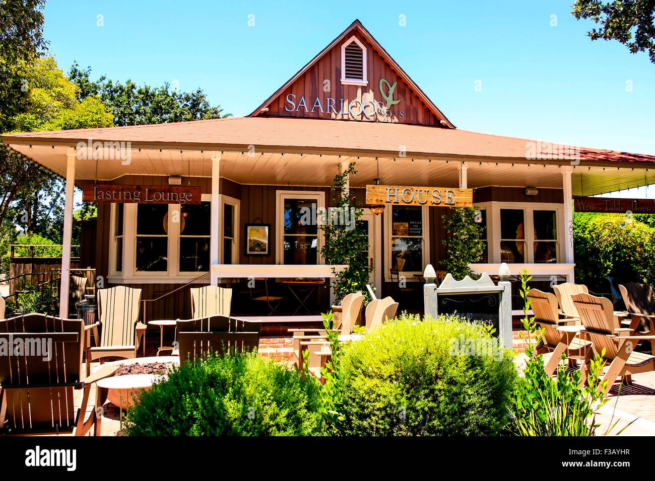 Dégustation de vin maison Saarloos store à Los Olivos, une petite ville dans la région de la vallée de Santa Maria à Santa Barbara County en CA Banque D'Images