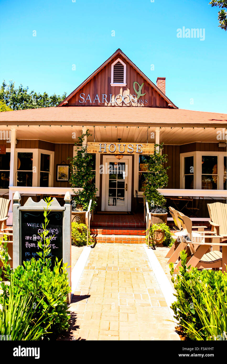 Dégustation de vin maison Saarloos store à Los Olivos, une petite ville dans la région de la vallée de Santa Maria à Santa Barbara County en CA Banque D'Images