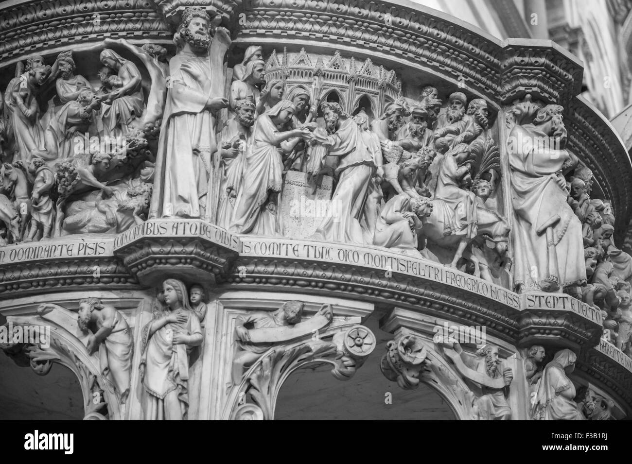 Pulpit detail, Pise, la cathédrale Duomo, la Piazza dei Miracoli, Pisa, Toscane, Italie Banque D'Images
