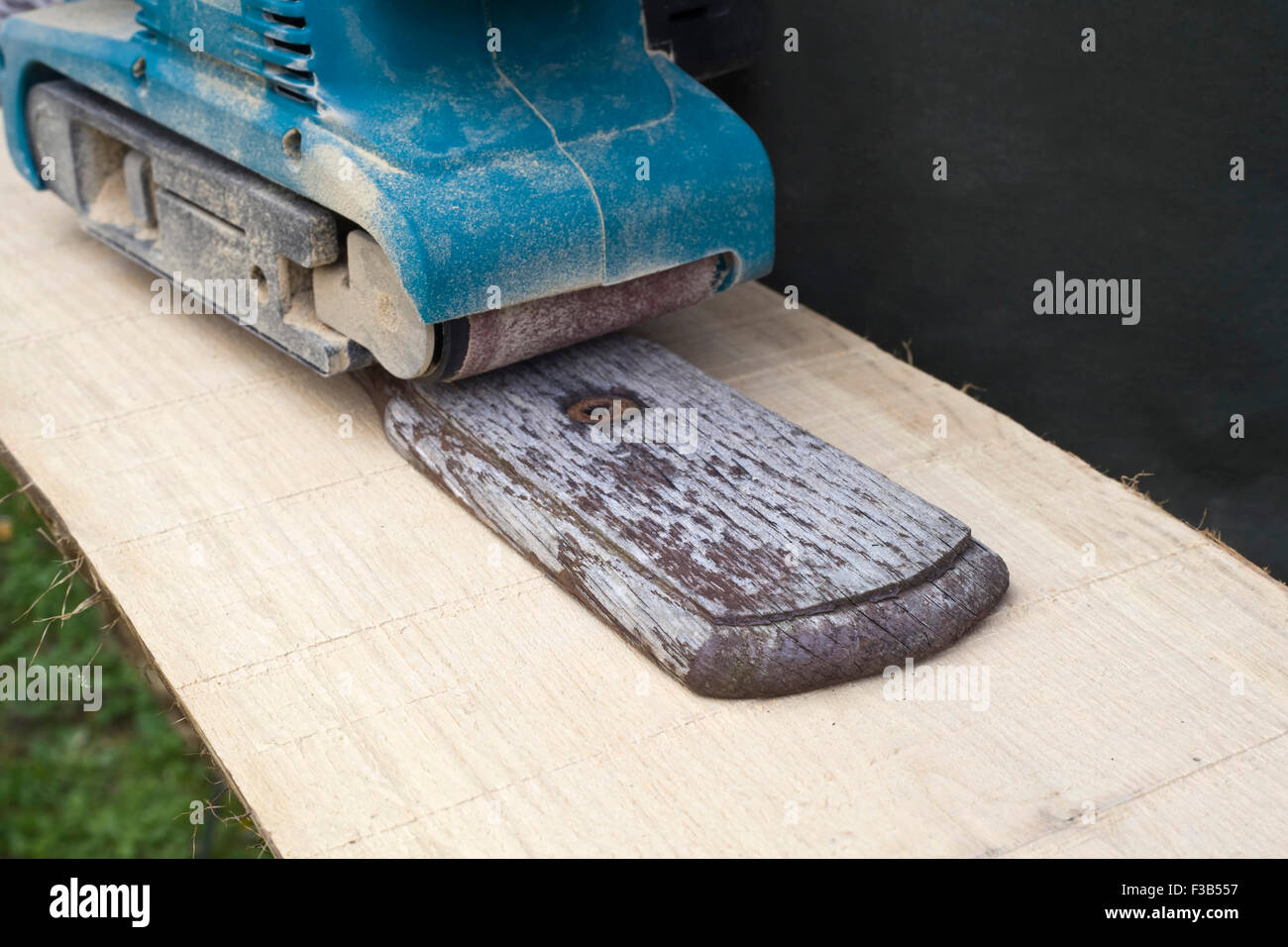 Outil d'alimentation électrique à bande Banque D'Images