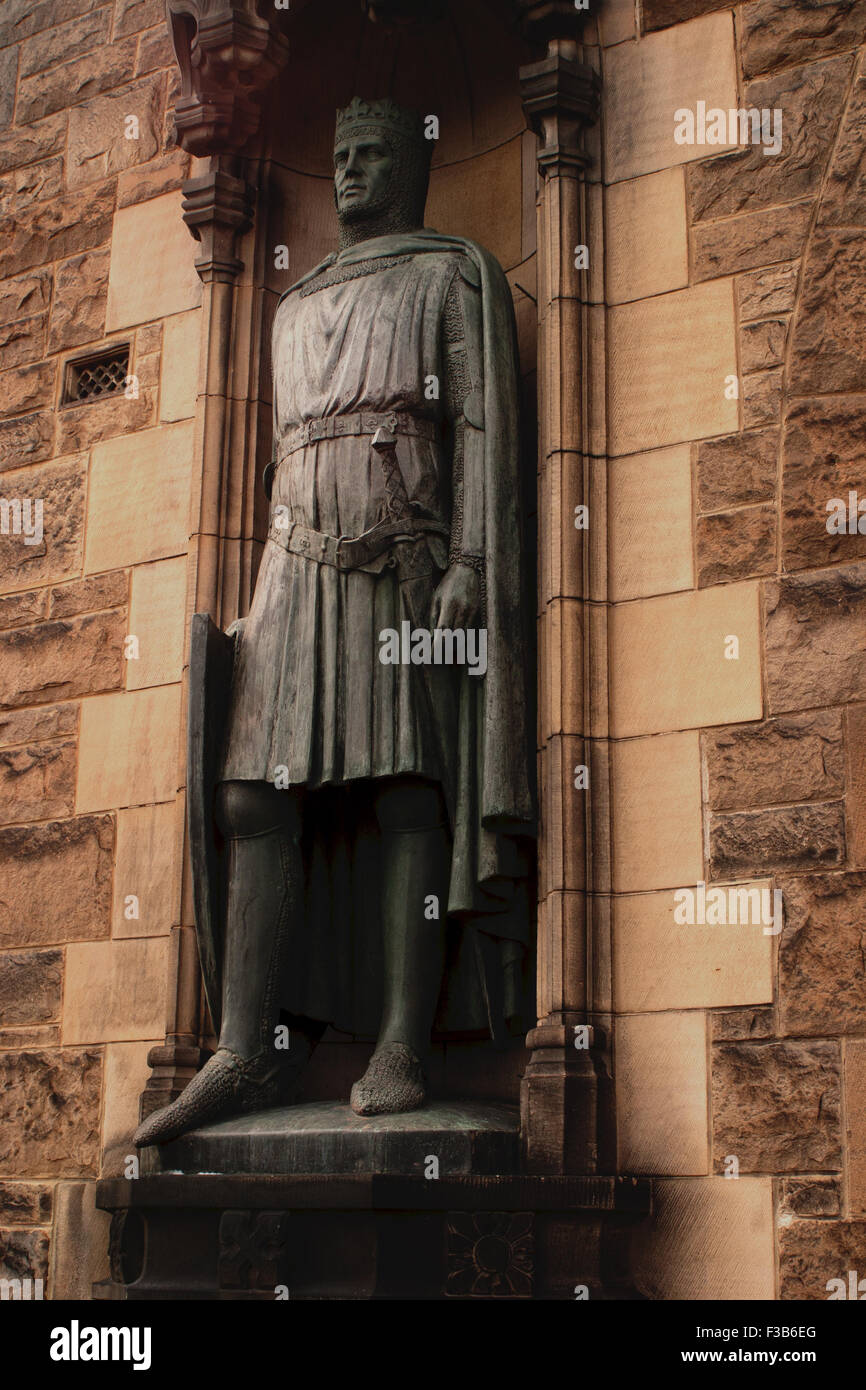 Statue de robert le Bruce au château d'Édimbourg en Écosse brian mcguire Banque D'Images