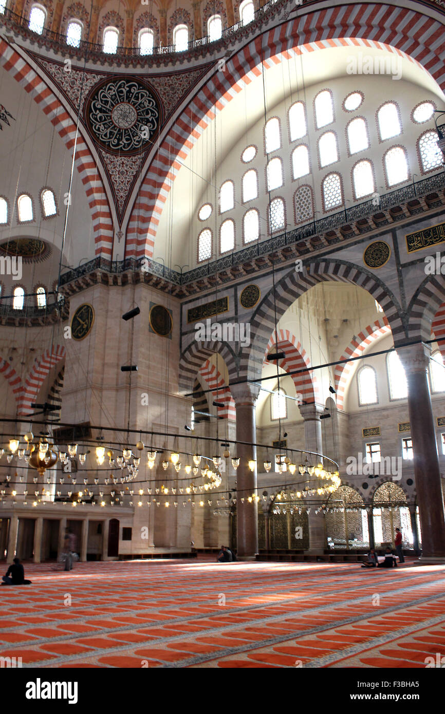 L'intérieur de la mosquée Suleymanie, District de Fatih, Istanbul. La Turquie Banque D'Images