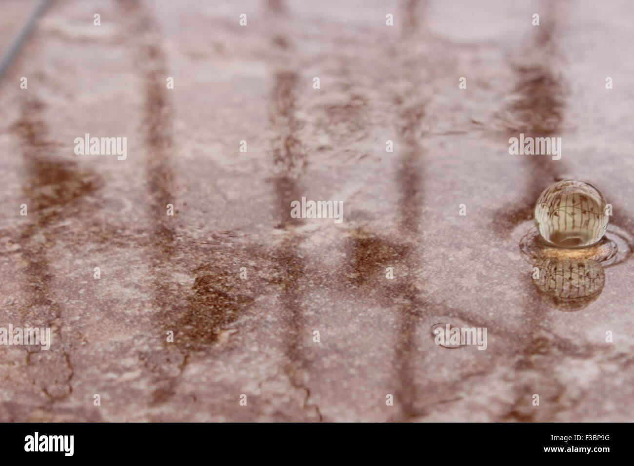 Une goutte dans l'eau Banque D'Images