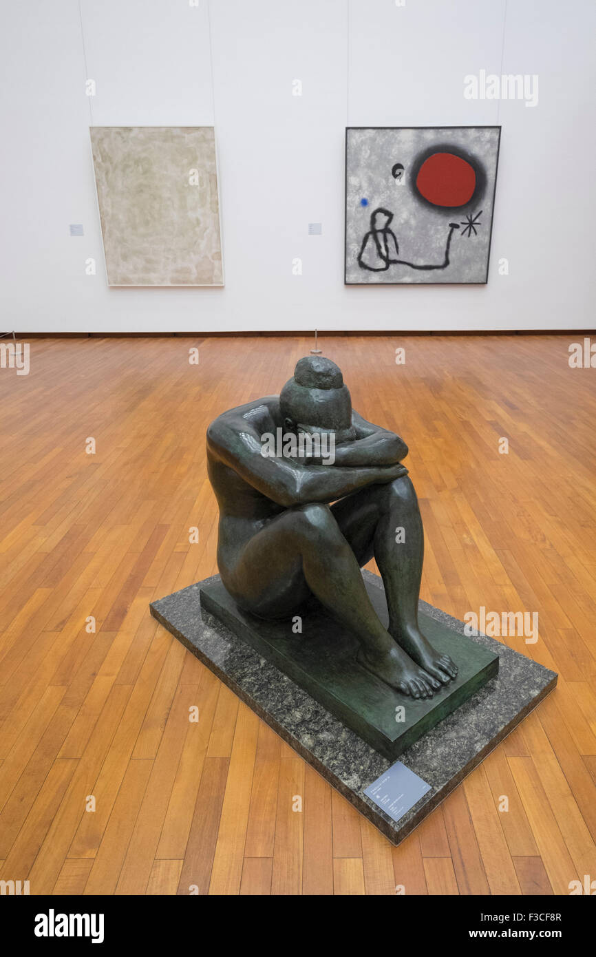 Par nuit Sculpture Aristide Maillol au Musée National d'Art Moderne de Tokyo Banque D'Images