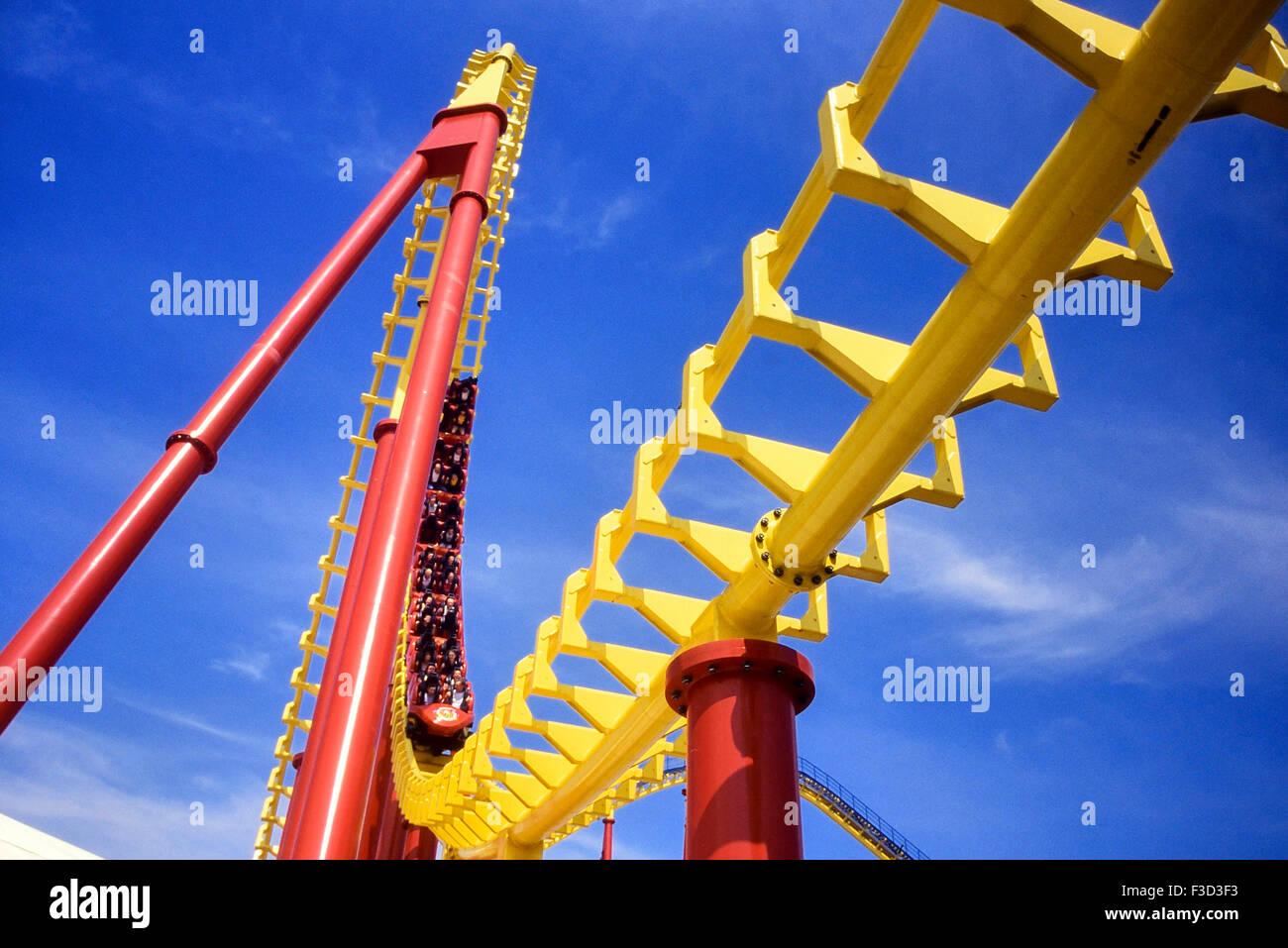 Millennium Roller Coaster à Fantasy Island à Ingoldmells, Angleterre. UK Banque D'Images