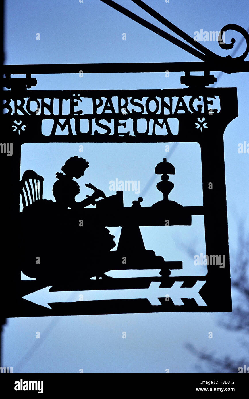 Bronte Parsonage Museum signe. Haworth, West Yorkshire. L'Angleterre. UK Banque D'Images