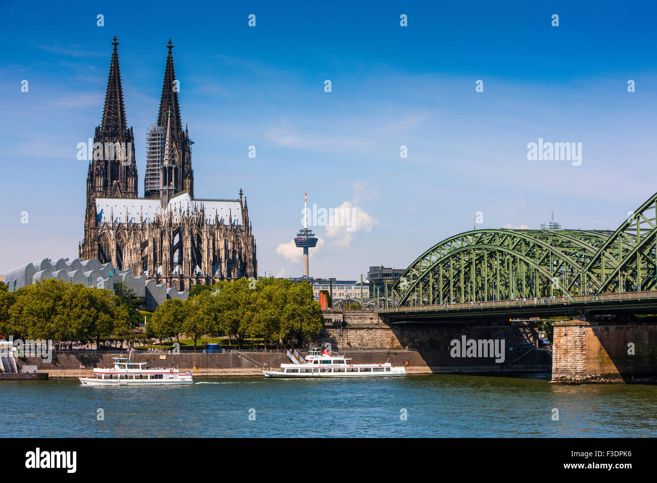 La cathédrale de Cologne sur le Rhin, Cologne, Allemagne Banque D'Images