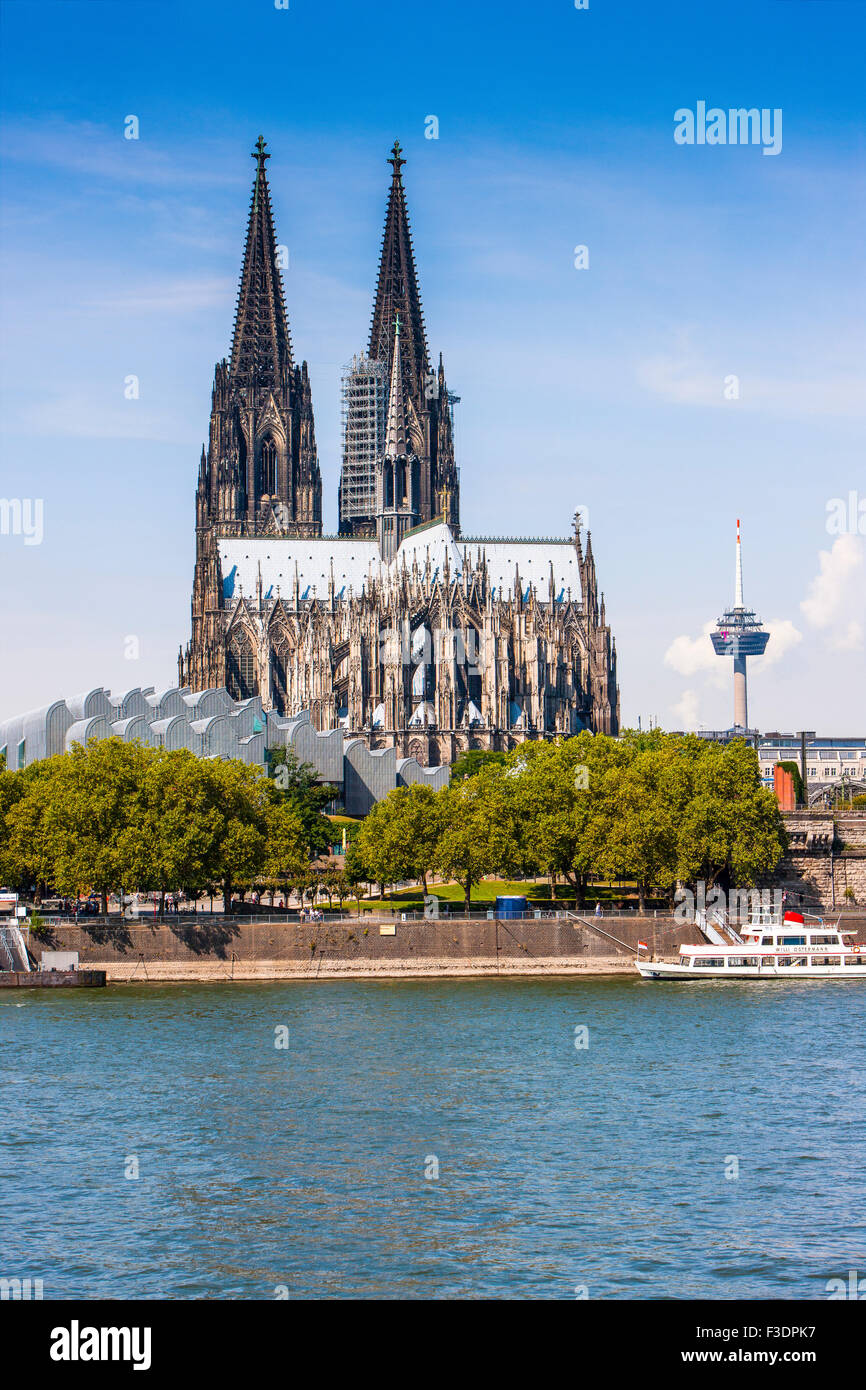 La cathédrale de Cologne sur le Rhin, Cologne, Allemagne Banque D'Images