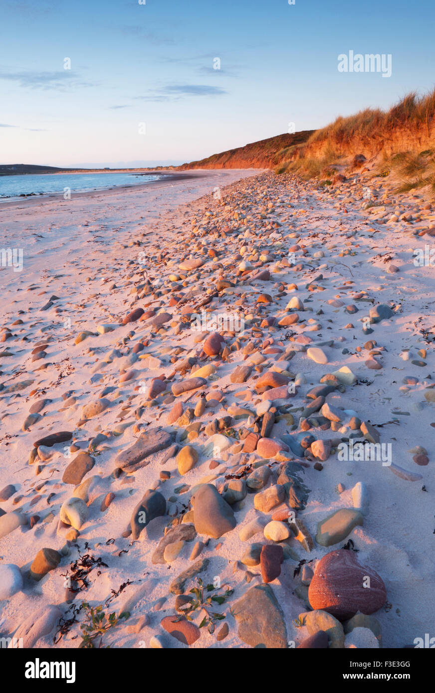 Les sables de l'Mussetter au coucher du soleil sur l'île d'Eday, îles Orcades, en Écosse. Banque D'Images