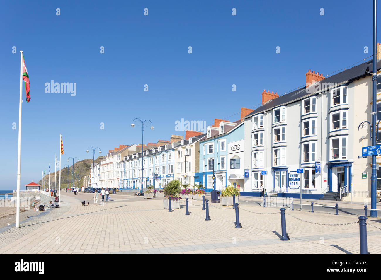 La promenade du front de mer d''Aberystwyth réparé, Ceredigion, West Wales, UK Banque D'Images