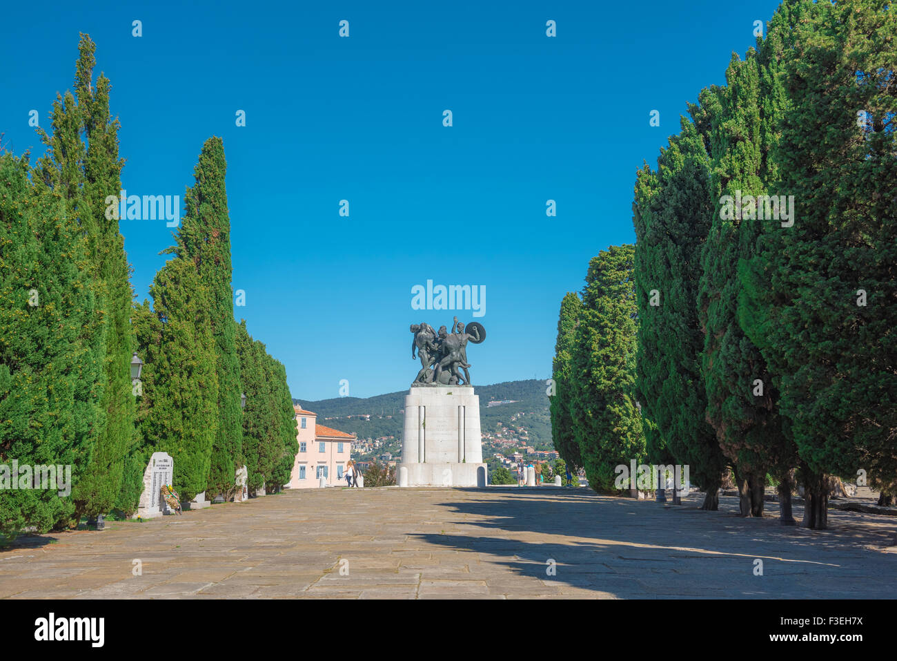 San Giusto Trieste War Memorial, monument WWl sur le sommet de la colline de San Giusto à Trieste. Banque D'Images