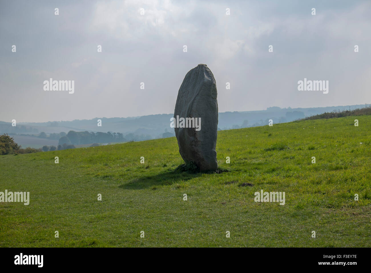 Standing Stone, cercle de pierres anciennes, Avebury, Marlborough, Wiltshire, England, UK Banque D'Images