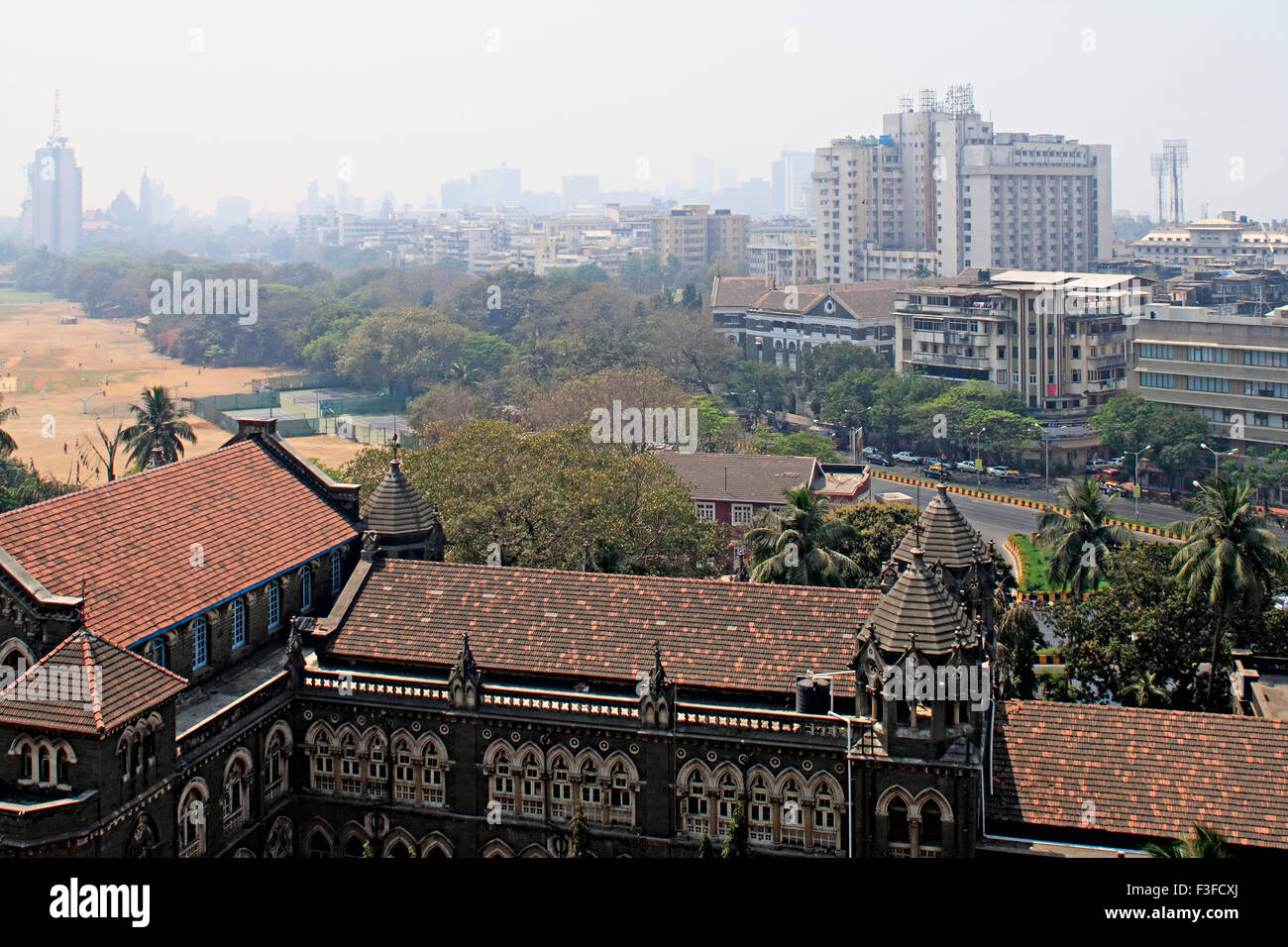 Esplanade Road et Elphinston school ; Bombay maintenant Mumbai Maharashtra ; Inde ; Banque D'Images