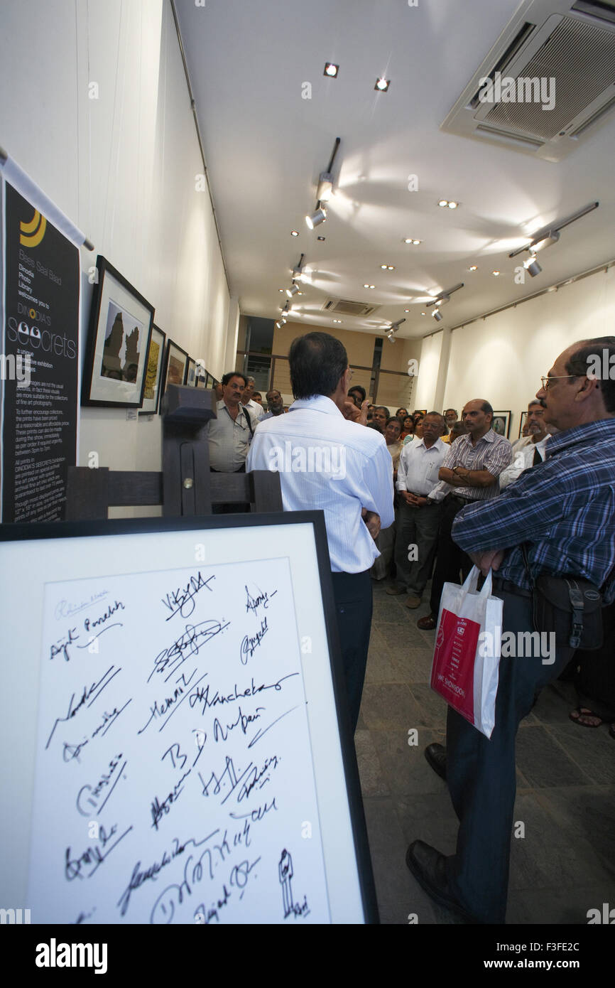 Exposition de photographie, Bees Saal Baad, Dinodia photo Library, point de vue, Art Gallery, Colaba, Bombay, Mumbai, Maharashtra, Inde, Asie Banque D'Images