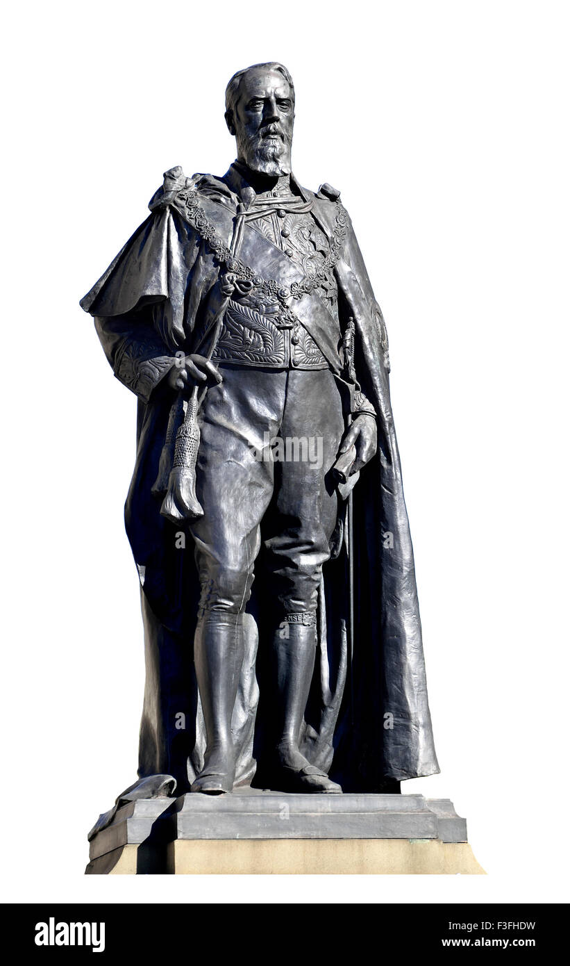 Londres, Angleterre, Royaume-Uni. Statue (par Herbert Hampton, 1911) de Spencer Compton, 8e duc de Devonshire (1833-1908) Horse Guards Whitehall Avenue /... Banque D'Images