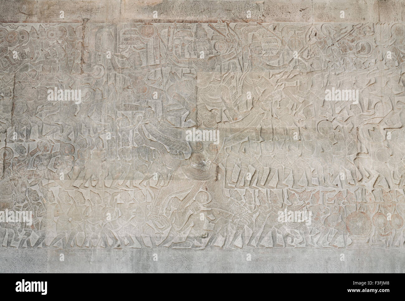 Bas-reliefs sur l'est de la tribune d'Angkor Wat, au Cambodge Banque D'Images