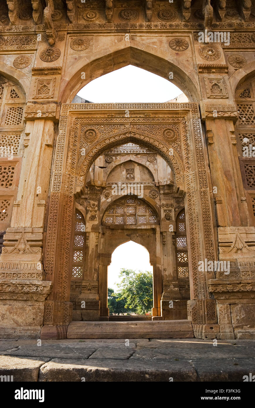 Pavagadh Champaner 15e siècle règle Mahmud Begda Jami Masjid complex et parc archéologique de Champaner Gujarat Banque D'Images