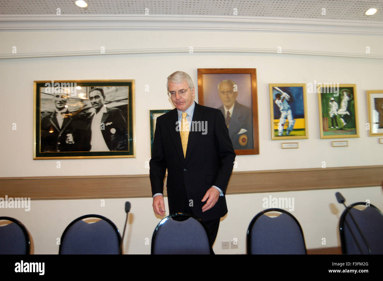 L'ancien Premier ministre britannique John Major à l'ICC Cricket Club (de l'Inde) pour recevoir l'adhésion à vie honoraire dans Bombay Mumbai Banque D'Images