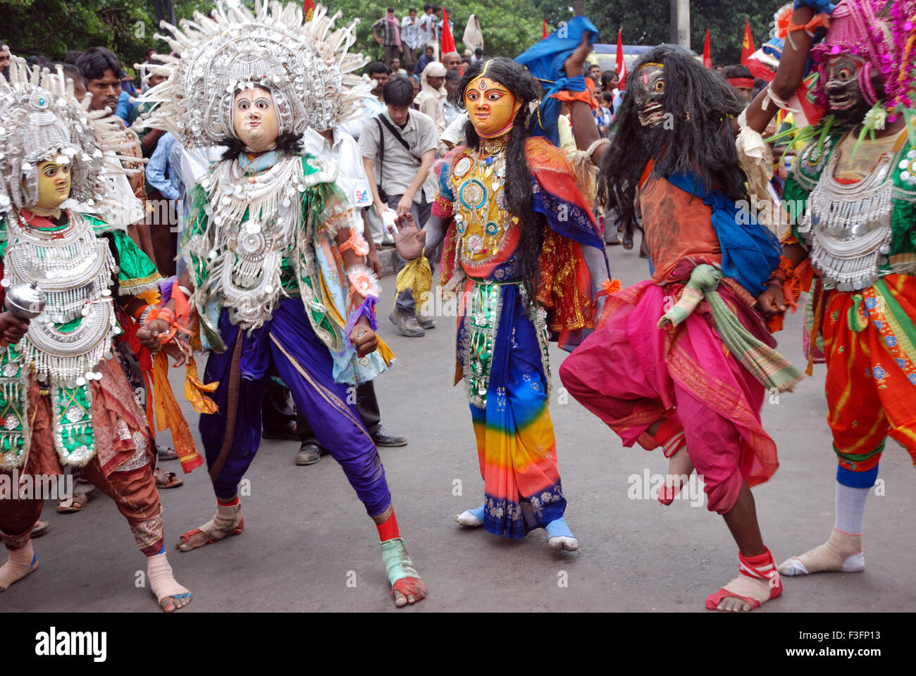 Des artistes de danse folklorique du Bengale Banque D'Images